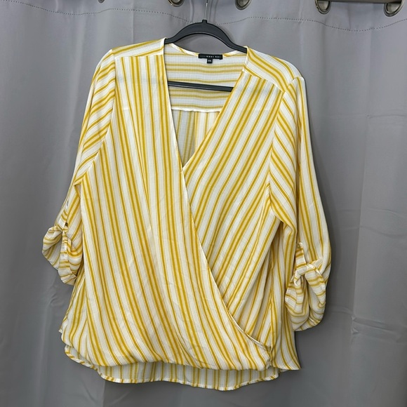West Kei Tops - West Kei Allan Surplice Rolltab High Low Top XXL. Yellow and White.